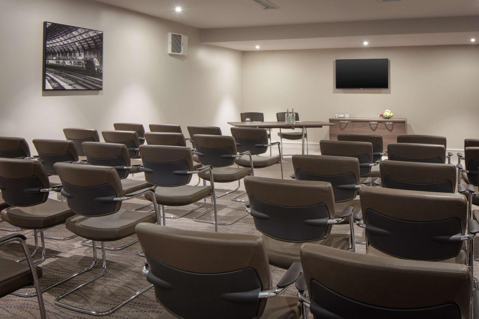 Doubletree By Hilton Bristol City Centre Esterno foto